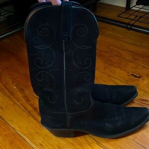1883 Lucchese Cowboy Boots. Women’s size 9B. Black Suede.